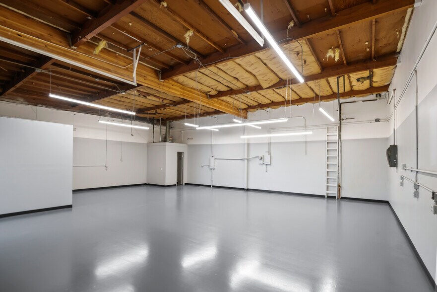 More Photos Of 1250 Norman Ave, Santa Clara Unknown For Lease