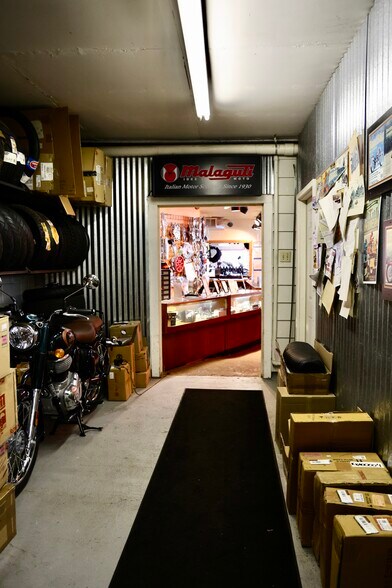 More Photos Of 3464 W 16th St, Indianapolis Freestanding For Sale