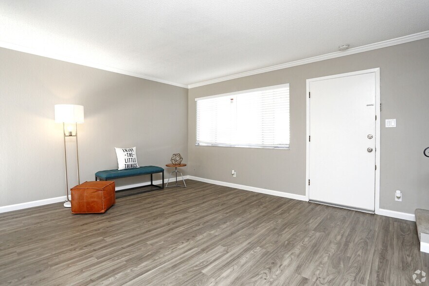 More Photos Of 2275 Grove Way, Castro Valley Apartments For Sale
