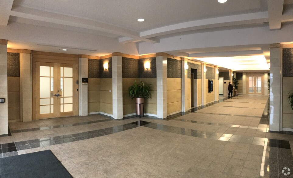 More Photos Of 8800 Lyra Dr, Columbus Office For Sale