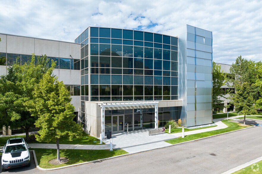 More Photos Of 1712 S East Bay Blvd, Provo Unknown For Lease