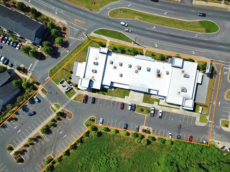 More Photos Of 2121 W Tennessee St, Tallahassee Storefront For Lease