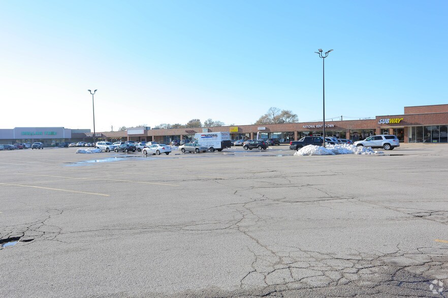 More Photos Of 3801-3995 Nameoki Rd, Granite City Storefront For Sale