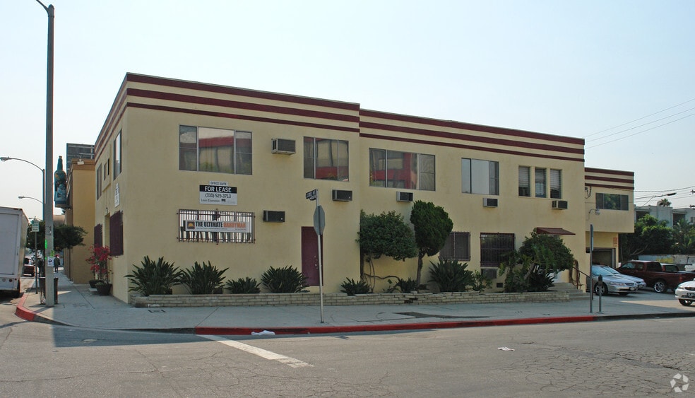 More Photos Of 8350 Melrose Ave, West Hollywood Loft Creative Space For Lease