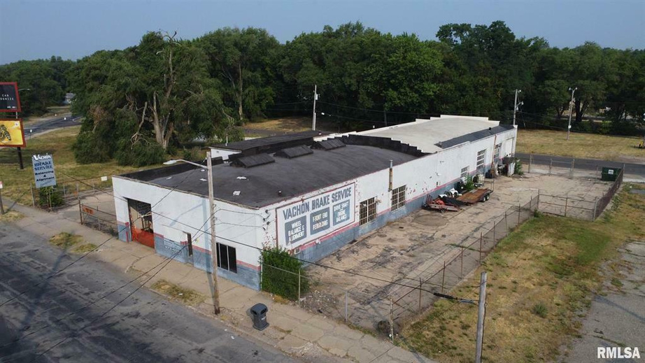 Primary Photo Of 1409 SW Jefferson Ave, Peoria Auto Repair For Sale