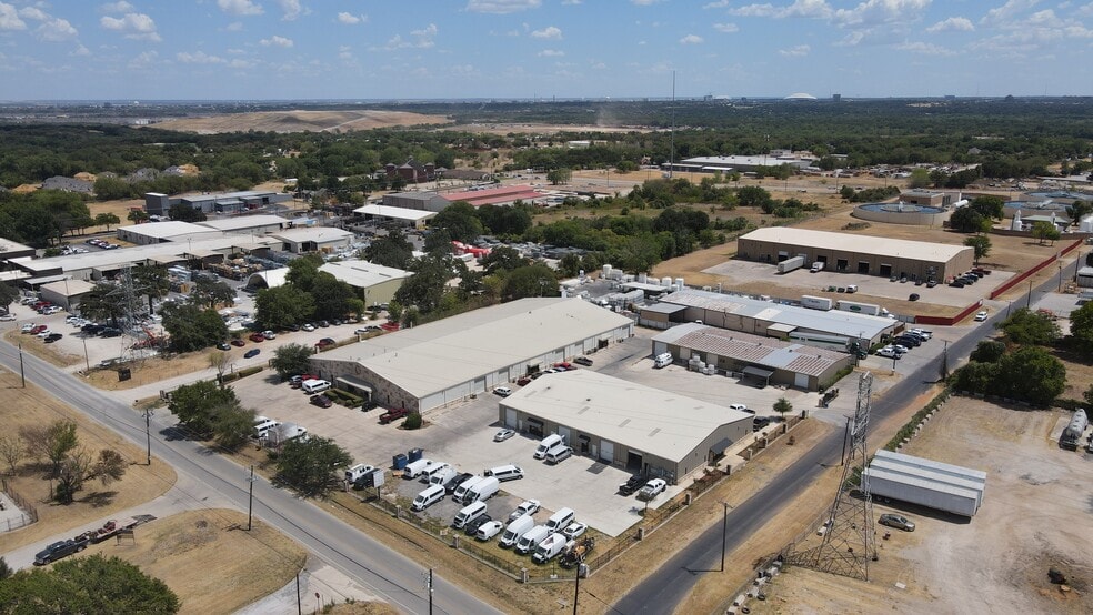 More Photos Of 3628 Liston Ln, Euless Unknown For Lease