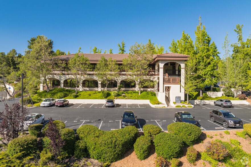 More Photos Of 4 Orinda Way, Orinda Coworking Space