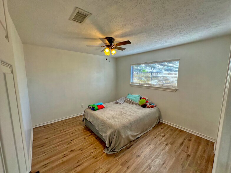 More Photos Of 13767 FM 2432 Rd, Willis Land For Sale