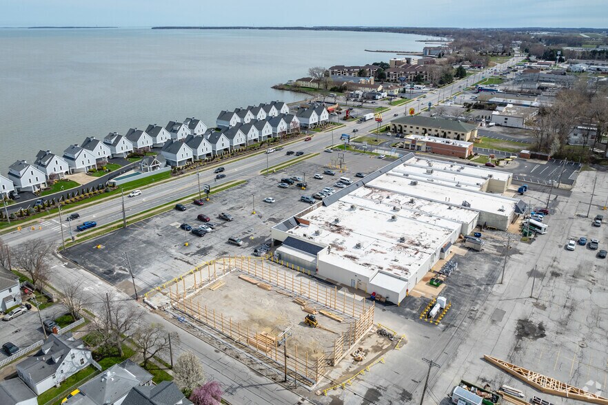 More Photos Of 1608-1634 E Perry St, Port Clinton Freestanding For Lease