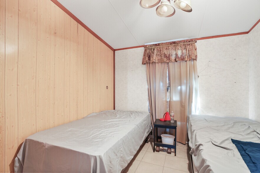 More Photos Of 298 State Highway 239, Kenedy Specialty For Sale