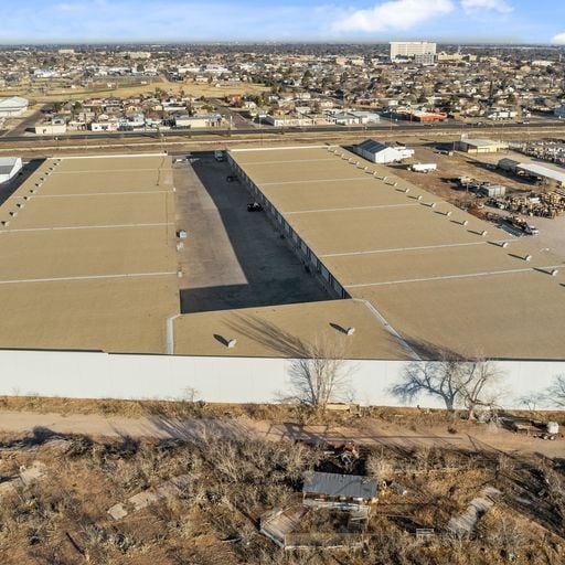 More Photos Of 2703 W Industrial Ave, Midland Warehouse For Lease