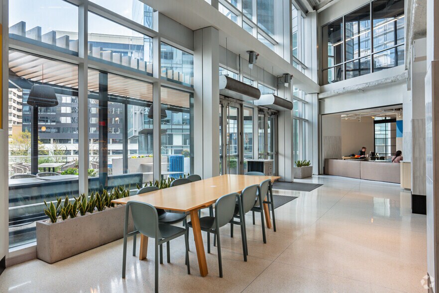 Photo of 15th Floor Ste 1502