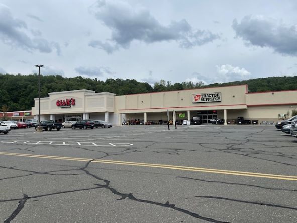 Primary Photo Of 380 New Hartford Rd, Barkhamsted Storefront For Lease