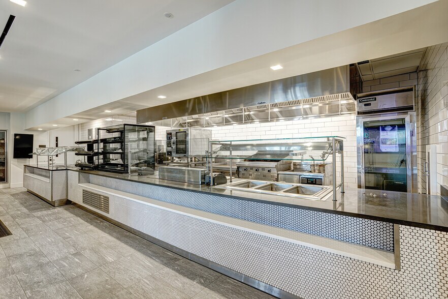 More Photos Of 601 11th Ave N, Nashville Office For Lease