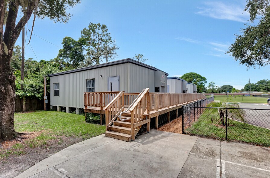 More Photos Of 8001 Sheldon Rd, Tampa Daycare Center For Sale