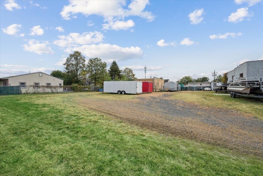 More Photos Of 145 11th St, Piscataway Industrial For Sale