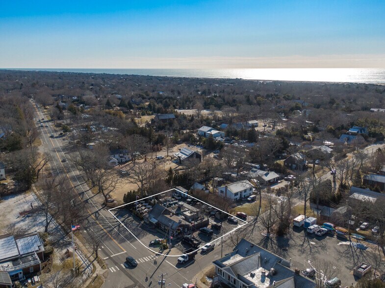 More Photos Of 8 Montauk Hwy, East Hampton Specialty For Lease
