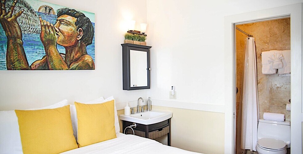 More Photos Of 93 Hana Hwy, Paia Hotel For Lease