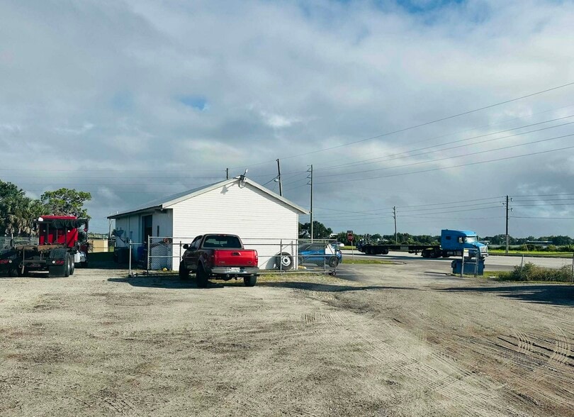 More Photos Of 2510 US 27, Avon Park Auto Repair For Sale