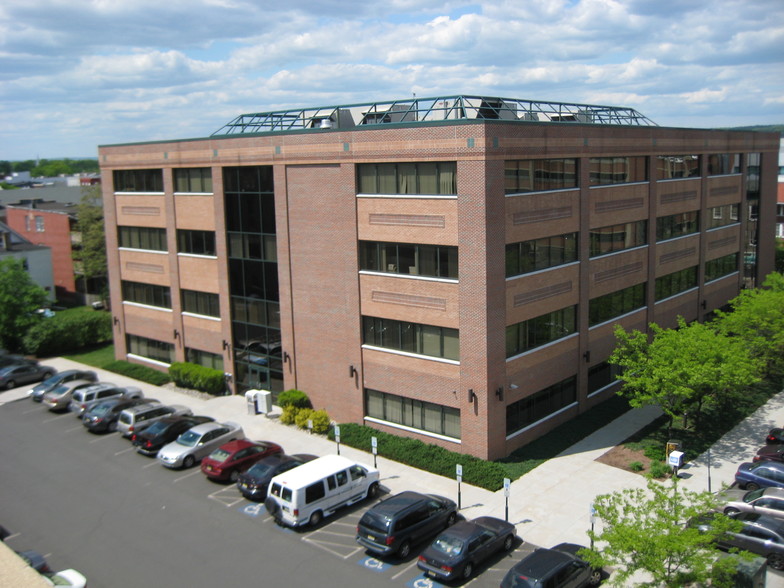 More Photos Of 58-86 E Main St, Somerville Office For Lease