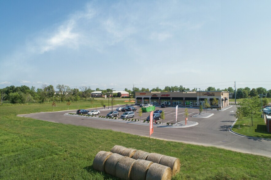 More Photos Of 7114 Otter Lake Rd, Lino Lakes Storefront For Lease