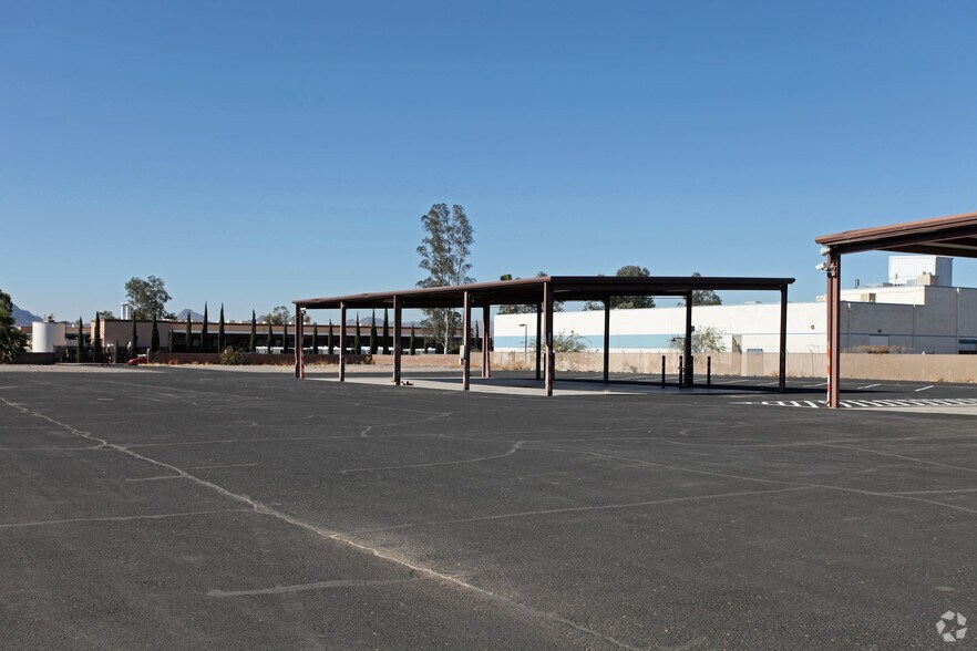 More Photos Of 4310 S Santa Rita Ave, Tucson Warehouse For Sale