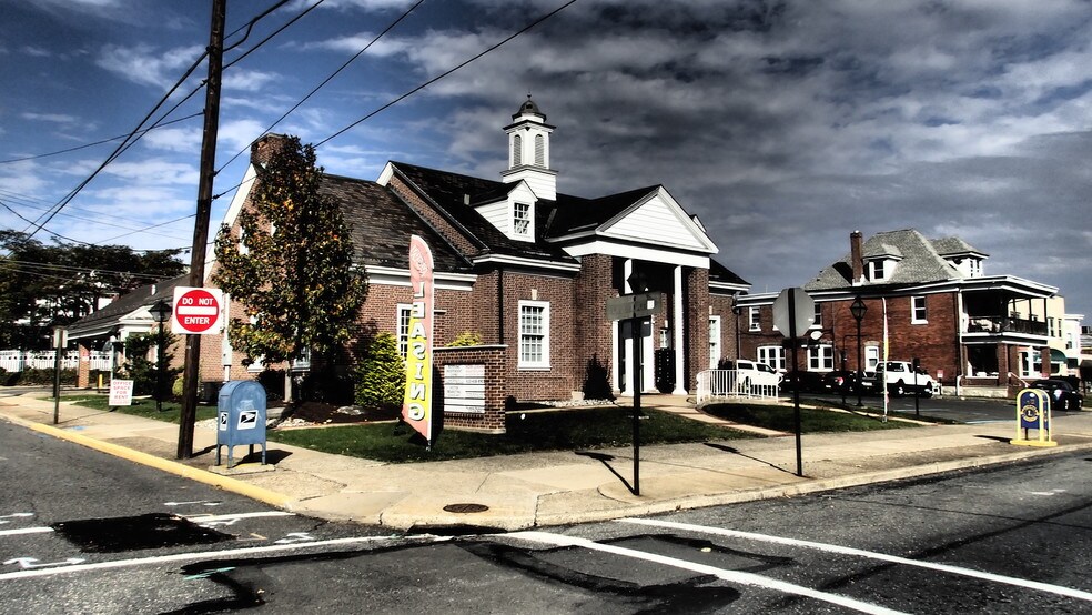 More Photos Of 1733 Washington Blvd, Easton Office For Sale