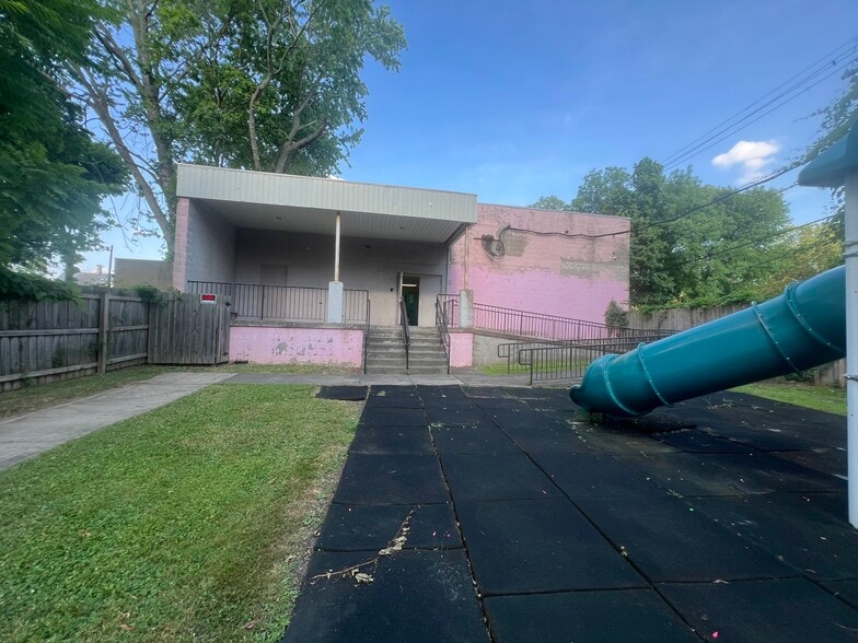 More Photos Of 1065 N Clinton Ave, Rochester Religious Facility For Sale