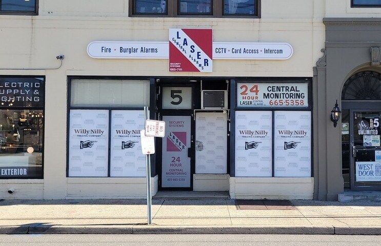 Primary Photo Of 5 Fifth Ave, Bay Shore Office For Lease