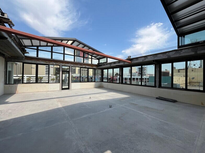 More Photos Of 201 S Las Vegas Blvd, Las Vegas Office For Lease