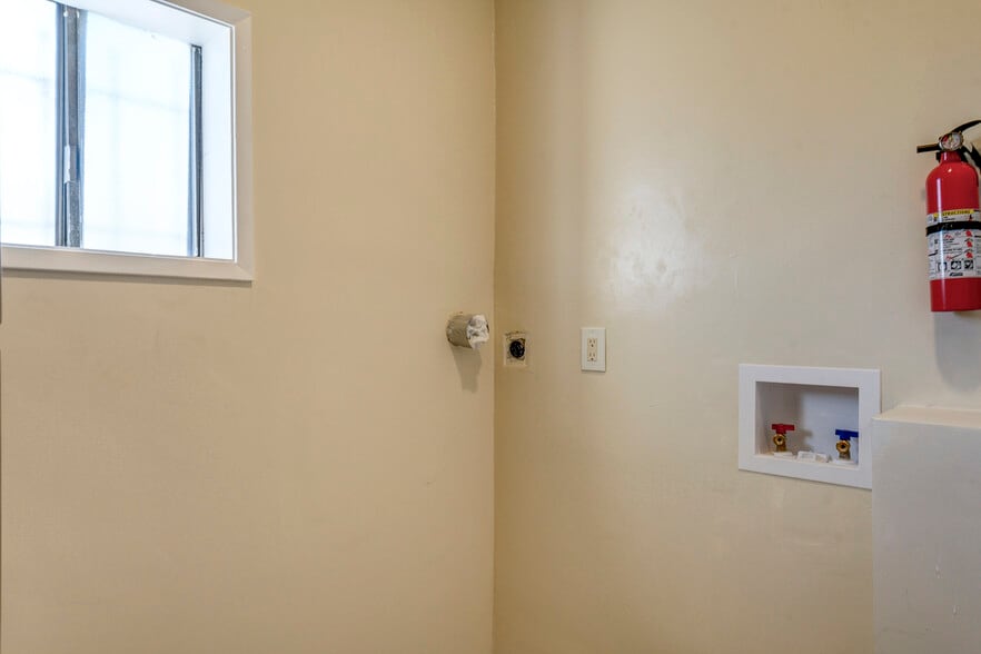 More Photos Of 7051-7053 3rd Ave, Los Angeles Storefront Retail Residential For Sale