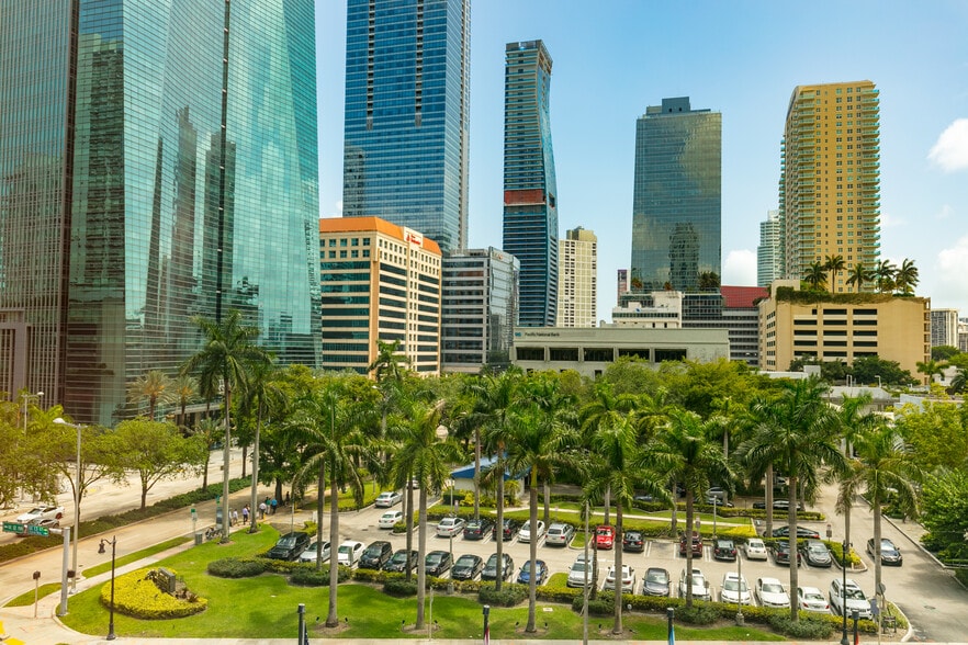 More Photos Of 1200 Brickell Ave, Miami Loft Creative Space For Sale