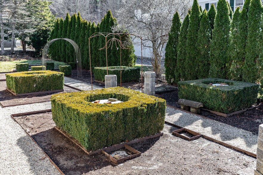 More Photos Of 259 Main St S, Woodbury Apartments For Lease