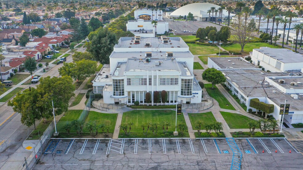 More Photos Of 7833 S Vermont Ave, Los Angeles Land For Sale