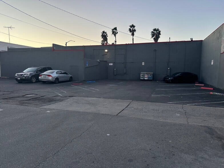 More Photos Of 13316-13324 San Antonio Dr, Norwalk Storefront For Sale