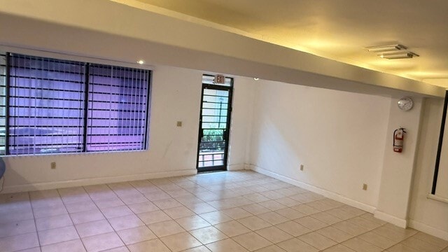 More Photos Of 1651 W 37th St, Hialeah Warehouse For Sale