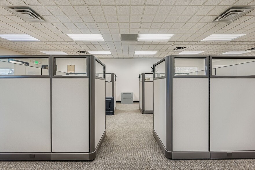 More Photos Of 12577 E Caley Ave, Englewood Office For Sale