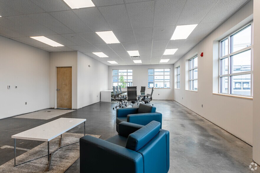 More Photos Of Tremley Point Rd, Linden Unknown For Sale