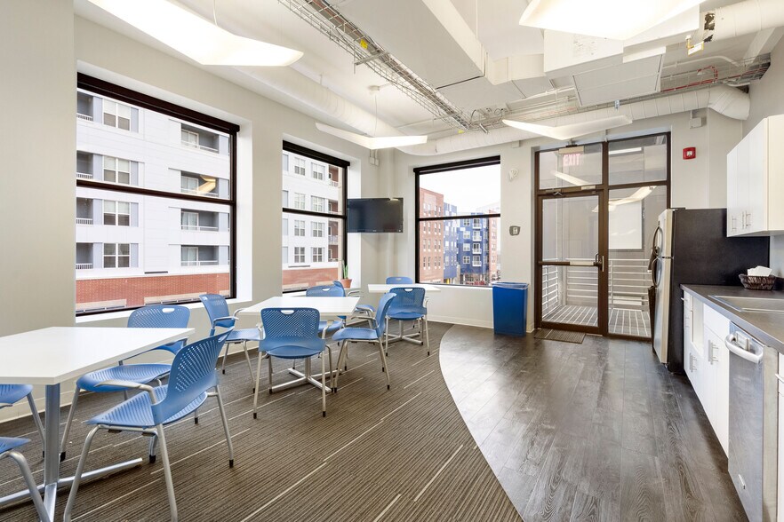 More Photos Of 241 N Pennsylvania St, Indianapolis Loft Creative Space For Lease