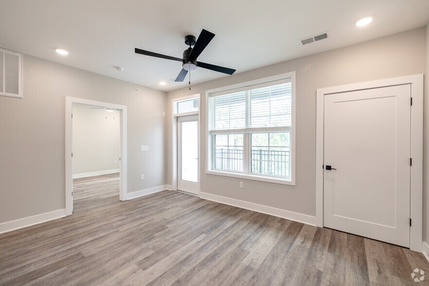 More Photos Of 4701 Forest Hill Ave, Richmond Apartments For Lease