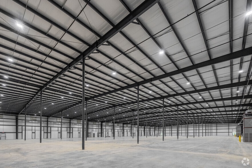 More Photos Of 2139 Logistics Way, Murfreesboro Unknown For Lease