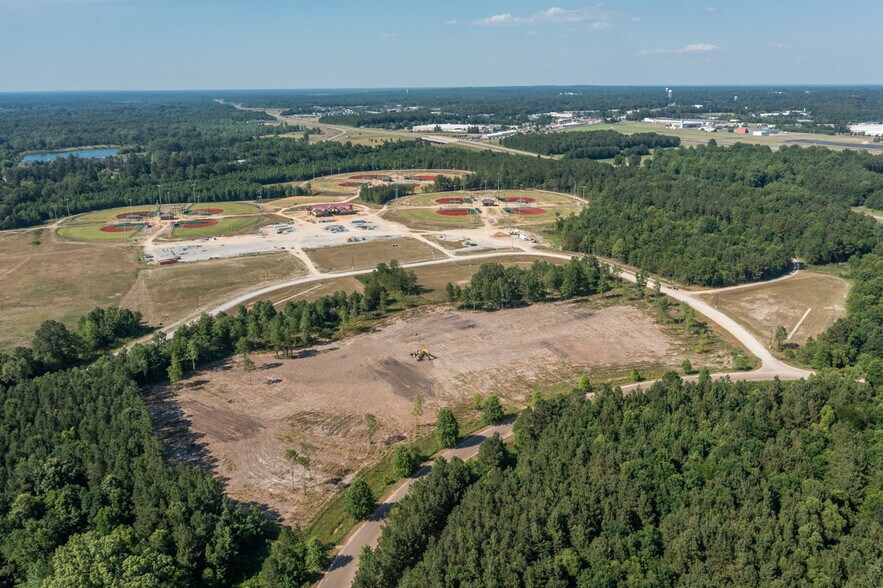 More Photos Of 1 Cornerstone Park Hwy, Starkville Land For Sale