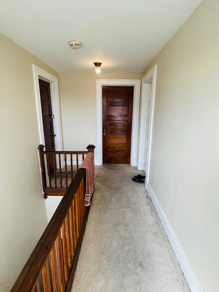 More Photos Of 6334 Dogwood Rd, Baltimore Office For Sale