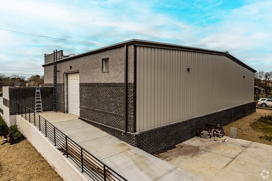 More Photos Of 5824 New Nashville Hwy, Murfreesboro Warehouse For Lease