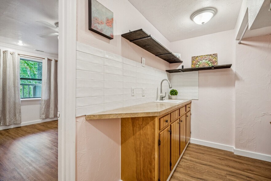 More Photos Of 4113 White Oak Dr, Hiawassee Apartments For Sale