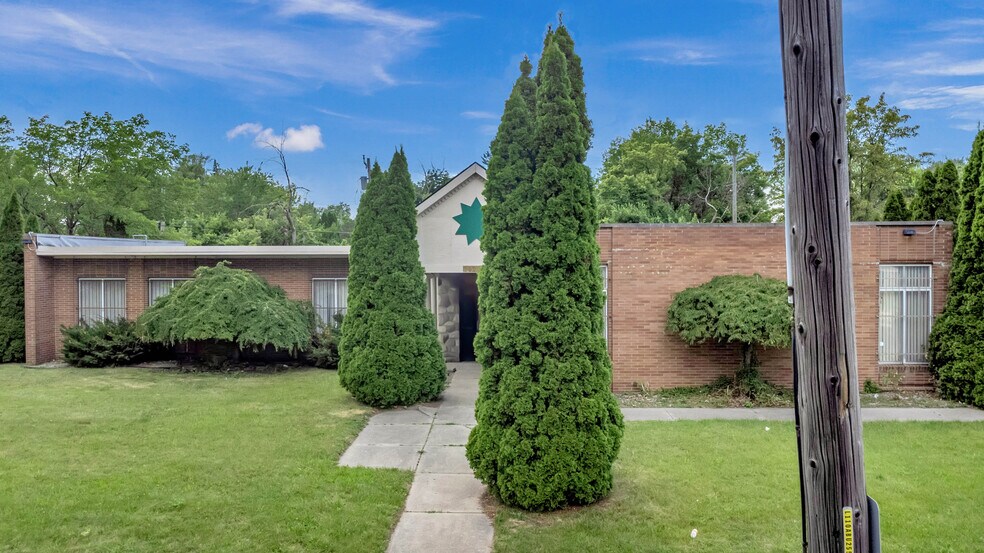 More Photos Of 19711 Greenfield Rd, Detroit Religious Facility For Sale