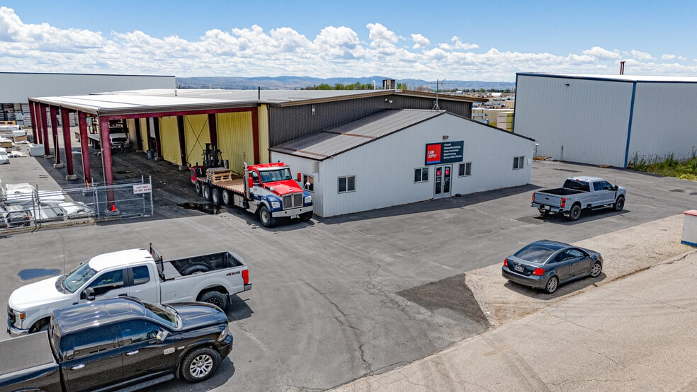 More Photos Of 4132 N Haroldsen Dr, Idaho Falls Warehouse For Sale