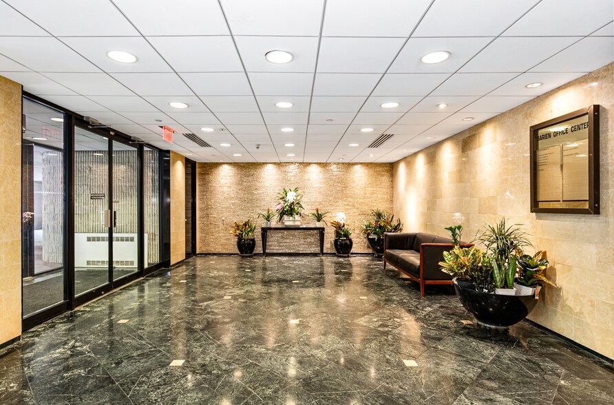 More Photos Of 9 Old Kings Hwy S, Darien Office For Lease