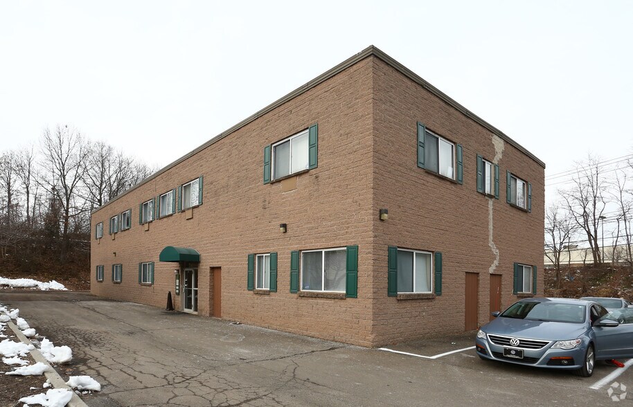 Primary Photo Of 60 Connolly Pky, Hamden Office For Lease