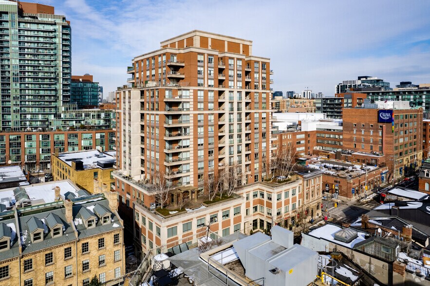 More Photos Of 166 King St E, Toronto Apartments For Lease